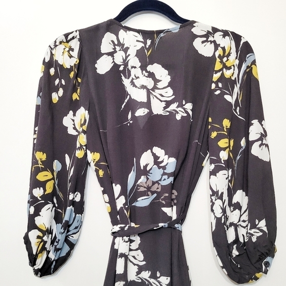 Yumi Kim Love Wins Black Floral Ruffled Wrap Dress Size Small - Picture 6 of 12